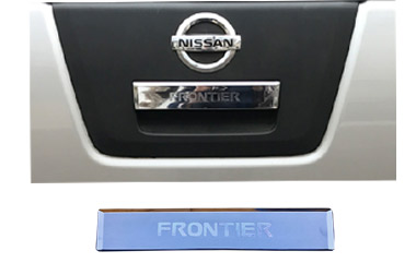 Aplique cromado da tampa da caçamba da Frontier 2007 a 2016